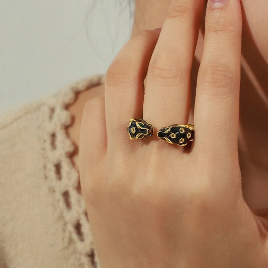 Black Panther Diamond Set Enamel Glazed Open Ring Fashionable and niche Design Jewelry for Women
